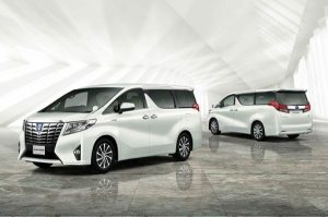 Jelang Akhir Tahun Toyota Alphard Makin Bersinar