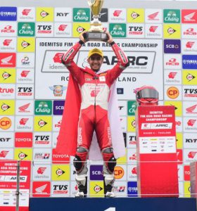 Pembalap Astra Honda Andi Gilang Cetak Sejarah Juara Asia SS600