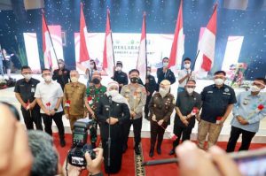 Forkopimda Jatim & Elemen Masyarakat 7 Kabupaten/Kota Deklarasi Anti Narkoba & Cinta NKRI di Universitas Negeri Malang