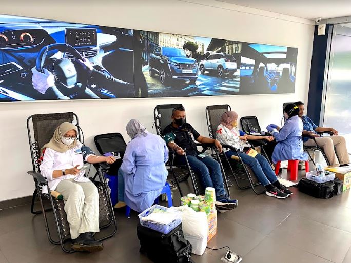Astra Peugeot Surabaya Bakti Sosial Donor Darah