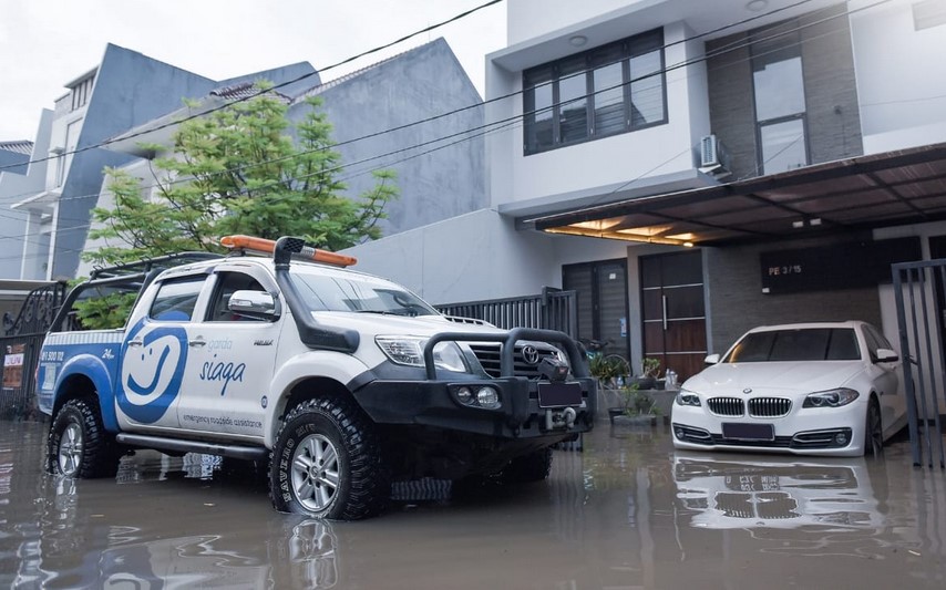 banjir asuransi astra