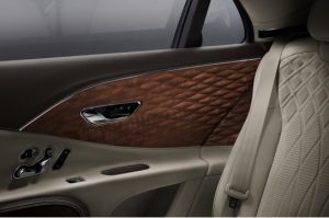 Bentley Flying Spur Kenalkan Door Trim Kayu 3 Dimensi