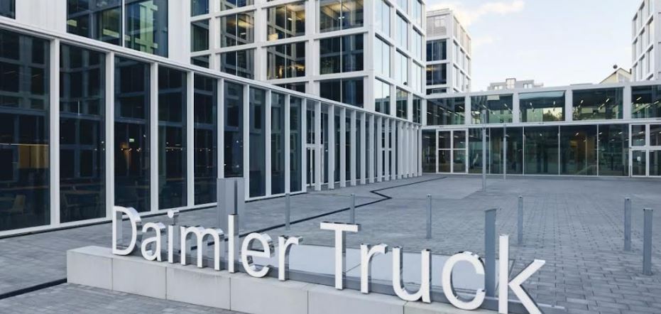 Penjualan Daimler Truck Global