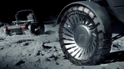 Goodyear Lockheed Martin Bulan