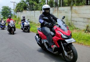 Honda Adv Bikin Weekend Makin Seru Karena Nyaman di Segala Medan