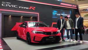 Civic Type R Jadi Bintang Pameran Honda Extra Deals Grand Atrium Pakuwon 7-11 Juni 2023