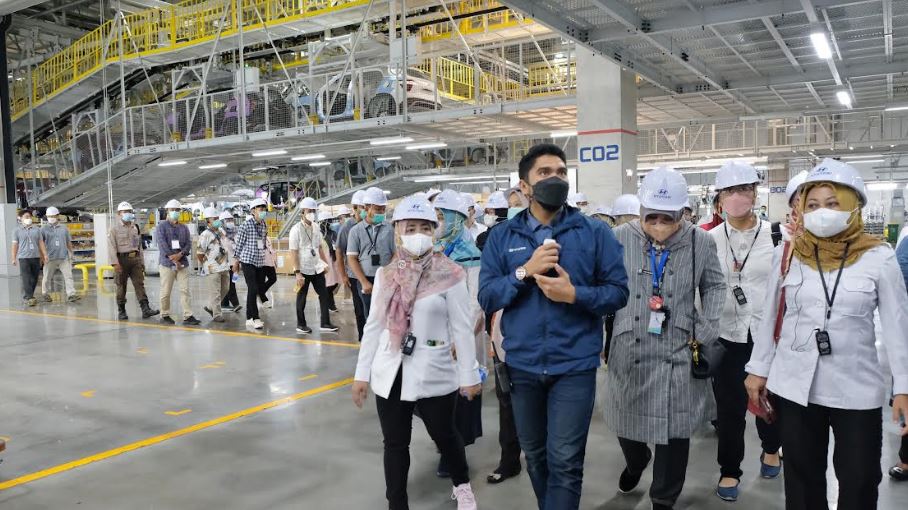 Hyundai Kunjungan Pabrik Oksigen Medis