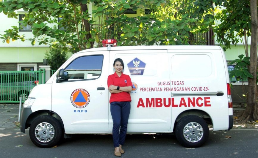 Perjuangan Di Tengah Pandemi, Wanita Pun Jadi Sopir Ambulans