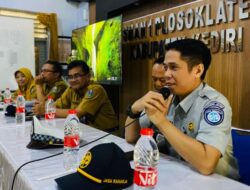 Jasa Raharja Gelar PPKL di SMAN 1 Plosoklaten Kediri