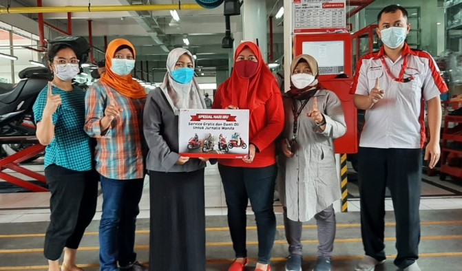 MPM Honda Jatim Apresiasi Jurnalis Wanita di Hari Ibu