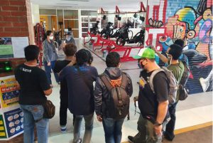 Hari Pelanggan MPM Honda Jatim Ajak 300 Konsumen Virtual Tour