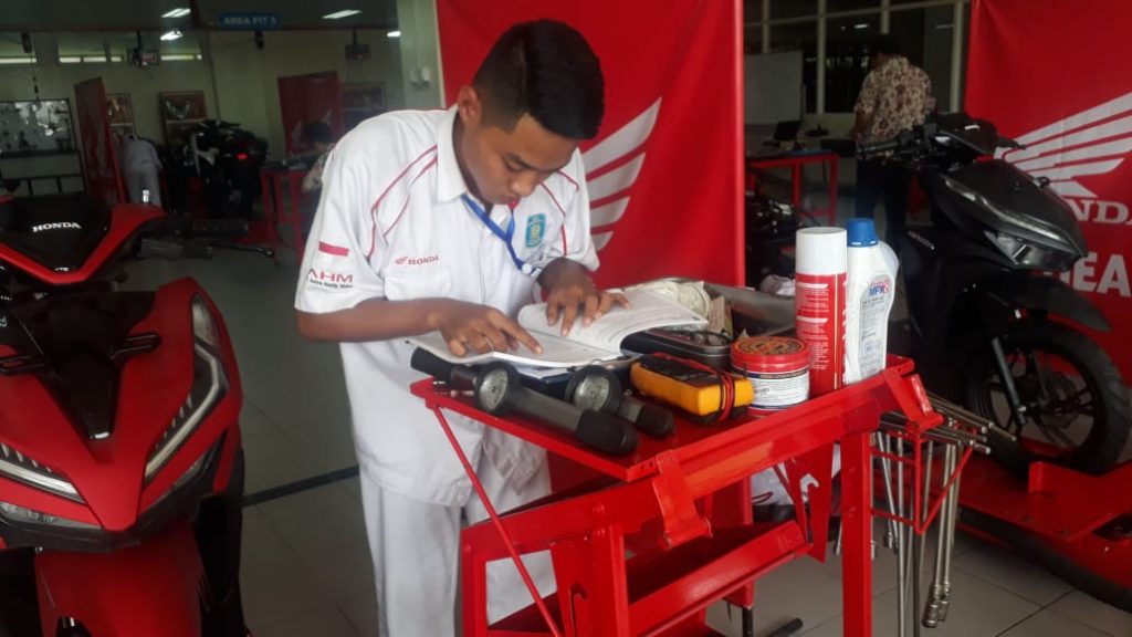 MPM Honda Seleksi Siswa Terbaik Jatim