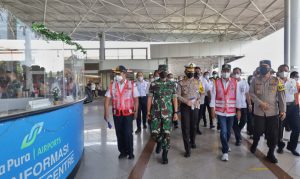 Forkopimda Jatim – Menhub – Kakorlantas Polri Cek Terminal Bandara – Tempat Karantina