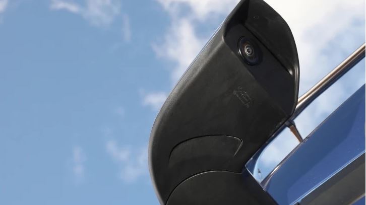 Inilah Kelebihan Spion Kamera Mercedes-Benz Actros