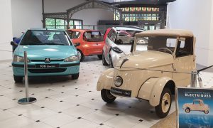 Museum Sochaux Peugeot Rekam Blueprint Mobil Pertama