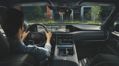 Teknologi Invisible Hood View Nissan Fitur Terbaik TAWA