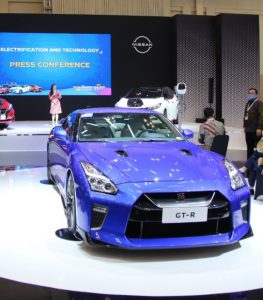 Nissan Andalkan GT-R & Cashback Rp 50 Juta di GIIAS 2021