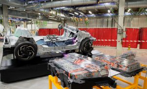 Behind The Scene: Pabrik Perakitan Mobil Listrik Peugeot