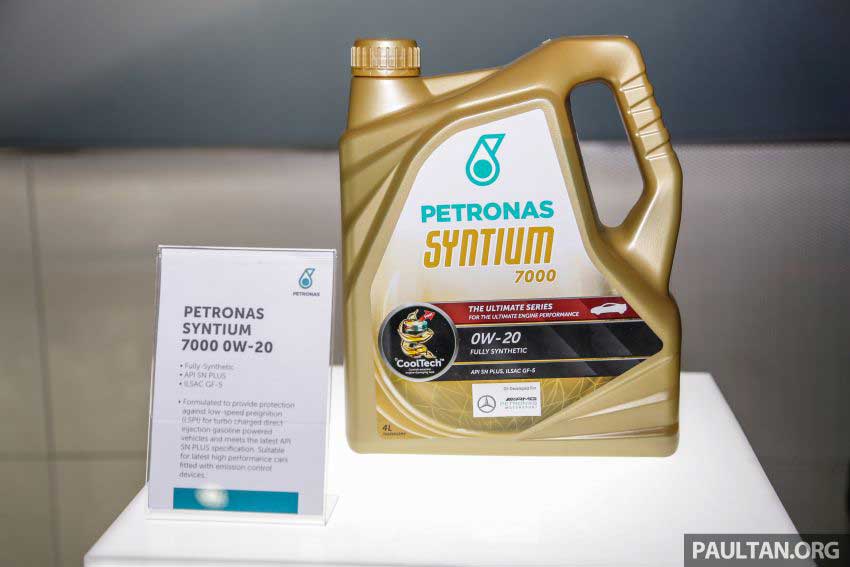Petronas-Hamilton Luncurkan Pelumas Mesin Hybrid