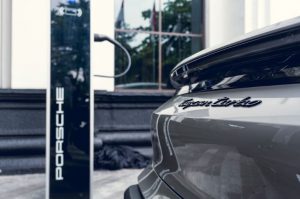 Yang Lain Mulai Bayar, Porsche Destination Charging Pastikan Konsumennya Gratis