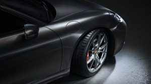 Hankook Porsche Jalin Kemitraan Ban Orisinal