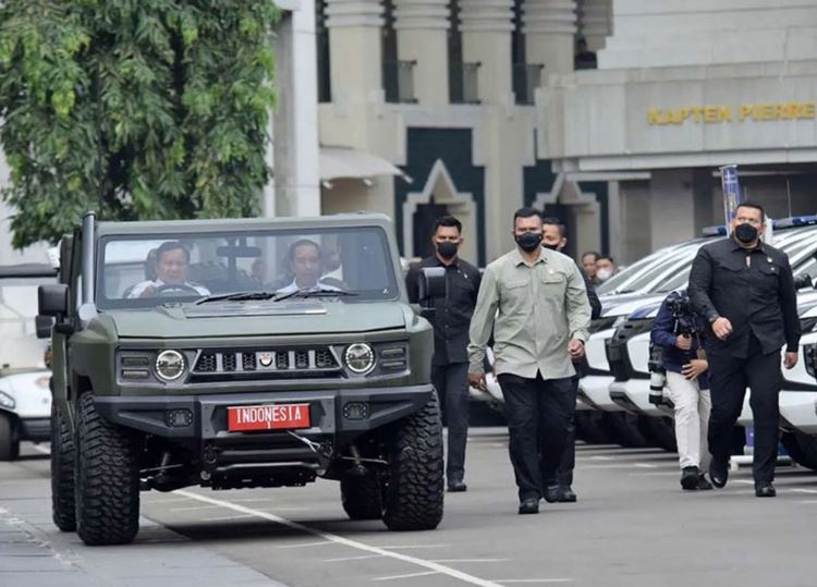 Jokowi Rantis Maung Gen3

