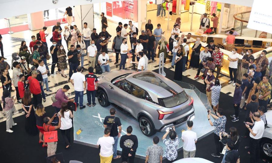 Mitsubishi XFC Concept Medan