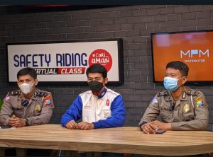 Polrestabes Surabaya MPM Honda Webinar Safety Riding