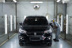 Suzuki Bagi Tips Jaga Penampilan Mobil Via Body & Paint