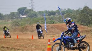 Yamaha bLU cRU School Riding Experience WR155R Bersama Pecinta Offroad