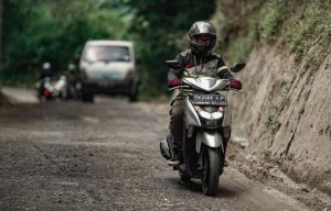 Yamaha Gear 125 Taklukan Jalur Berliku Tanah Karo