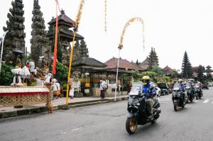 Yamaha Navigate to The Max Tour De Bali With XMAX Connected