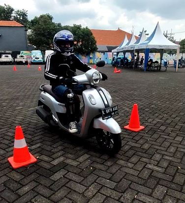 Yamaha STSJ Safety Riding