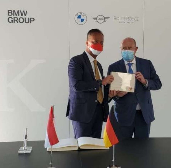 BMW Mercedes Bidik Indonesia Kembangkan Pasar